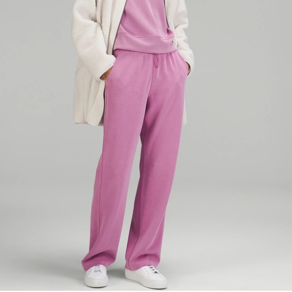 Lululemon softstreme HR pants size 12